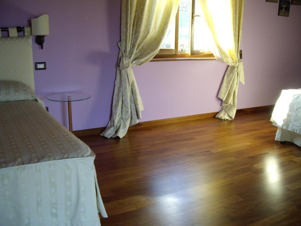 Agriturismo Il Borgo Degli Ulivi ロゼート・デッリ・アブルッツィ 部屋 写真