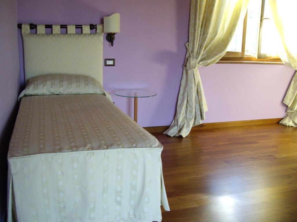 Agriturismo Il Borgo Degli Ulivi ロゼート・デッリ・アブルッツィ 部屋 写真